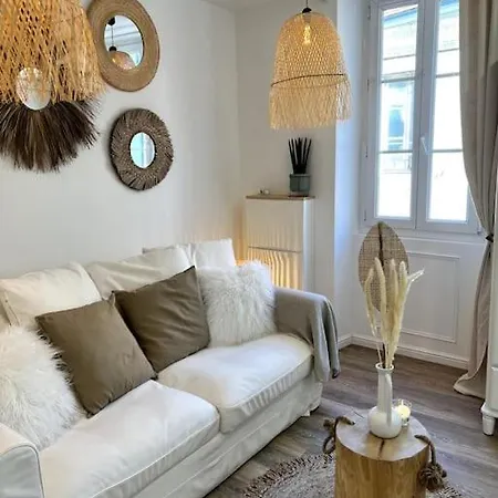2 Neuf A 100m Des Plages Et De La Gare Apartment Saint-Raphael (Var)